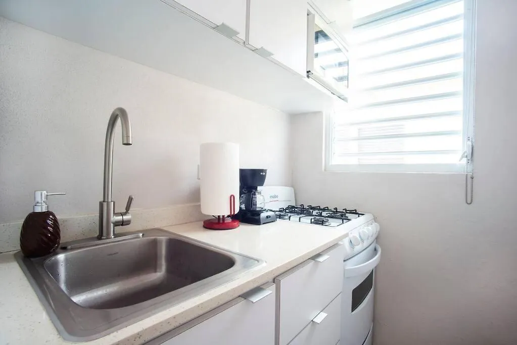 203-Tranquil Renovated Charm In The City, Near The Beach With Free Parking 산후안 0*,  푸에르토리코